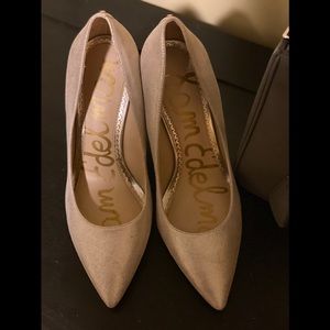 Sam Edelman velour pumps